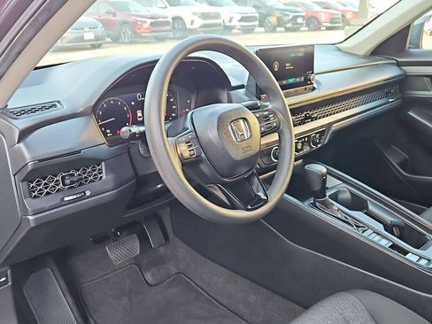 Used 2025 Honda Accord LX image 15