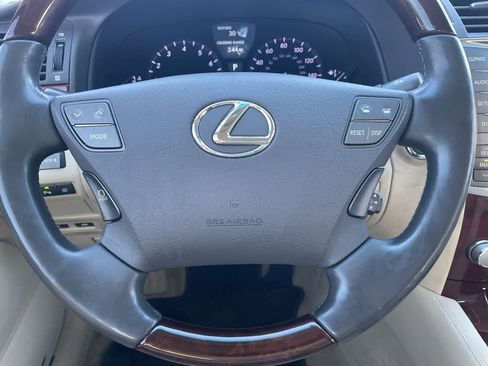 Used 2012 Lexus LS 460 image 10
