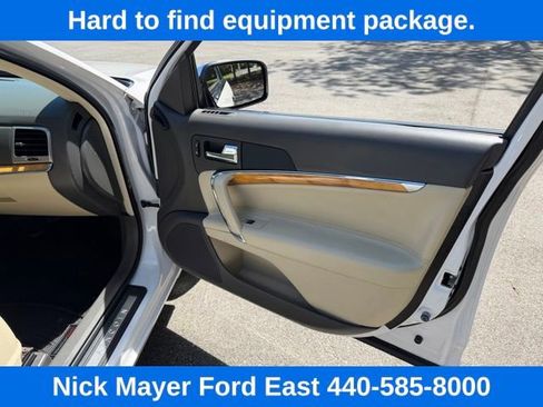 Used 2012 Lincoln MKZ FWD image 26