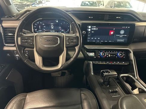 Used 2022 GMC Sierra 1500 Denali w/ Denali Reserve Package image 16