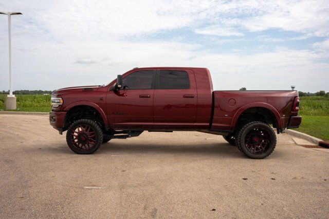 Used 2022 RAM 3500 Laramie w/ Night Edition AWD/4WD image 4