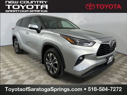 Used 2023 Toyota Highlander XLE