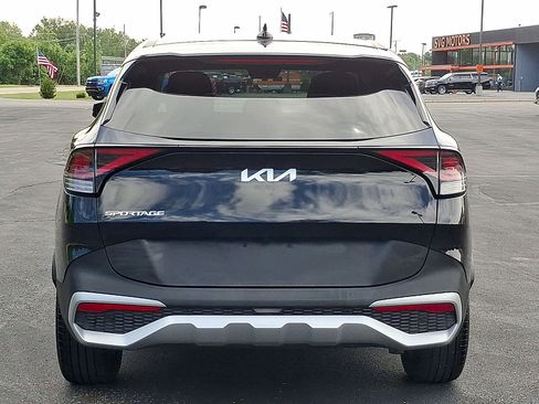 Used 2025 Kia Sportage EX FWD image 23