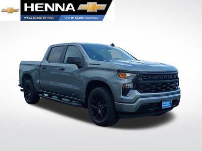 New 2026 Chevrolet Silverado 1500 Custom w/ Turbomax Blackout Package