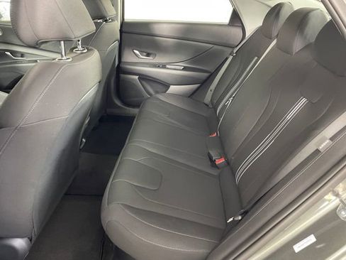 New 2026 Hyundai Elantra Hybrid FWD image 14