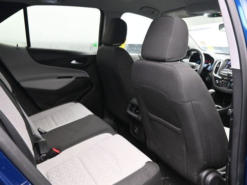 Used 2023 Chevrolet Equinox LS w/ LS Convenience Package image 19