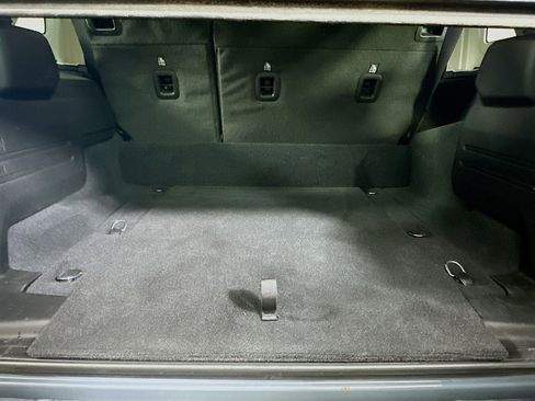 Used 2024 Jeep Wrangler Unlimited AWD/4WD image 27