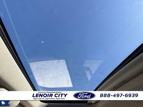 Used 2018 Toyota Sequoia Limited w/ Safety & Convenience Package image 17