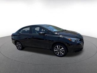 Used 2025 Nissan Versa SV FWD video 2