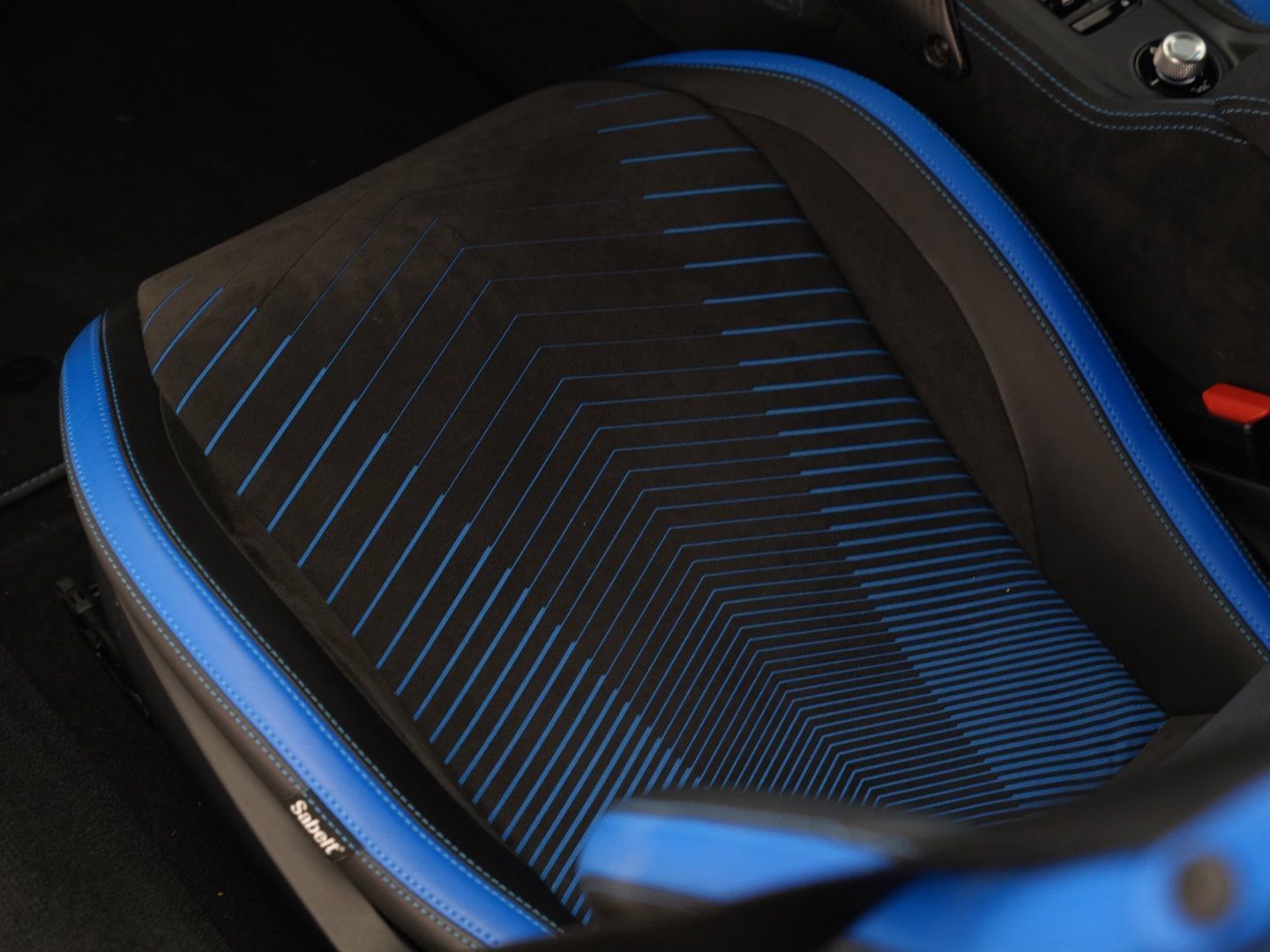Used 2023 Maserati MC20 Coupe RWD image 16
