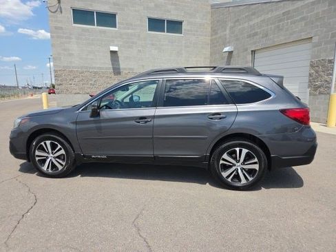 Used 2019 Subaru Outback 3.6R Limited AWD/4WD image 7
