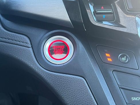 Used 2018 Honda Odyssey EX-L image 25