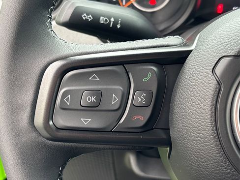 New 2025 Jeep Gladiator Sport image 37