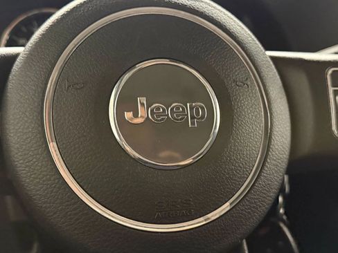 Used 2016 Jeep Wrangler Sport image 20