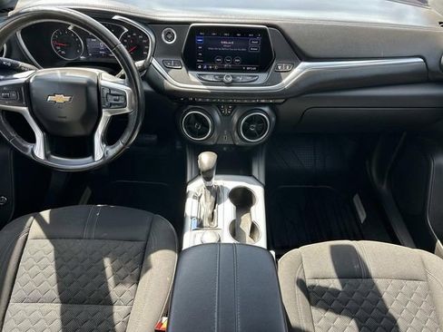 Used 2020 Chevrolet Blazer LT FWD image 12