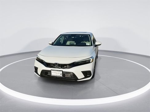 Used 2022 Honda Civic EX-L image 4