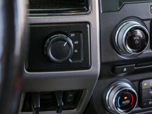 Used 2018 Ford F450 Platinum w/ Platinum Ultimate Package image 14