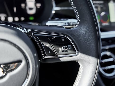 Used 2021 Bentley Continental GT Mulliner image 46