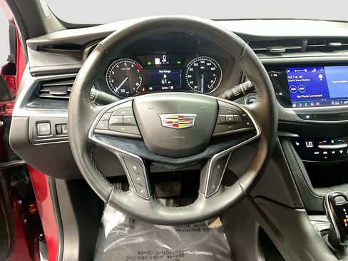 Used 2024 Cadillac XT5 Premium Luxury AWD/4WD image 11