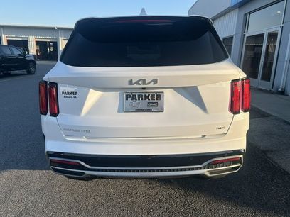 Used 2023 Kia Sorento SX