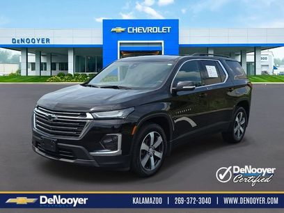 Used 2023 Chevrolet Traverse LT w/ LT Premium Package