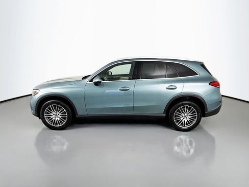 Used 2026 Mercedes-Benz GLC 300 4MATIC image 2