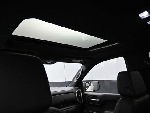 Used 2020 GMC Sierra 1500 AT4 w/ AT4 Premium Package image 13