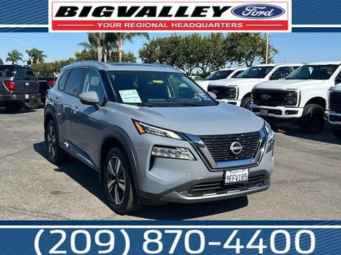 Used 2023 Nissan Rogue SL w/ SL Premium Package image 1