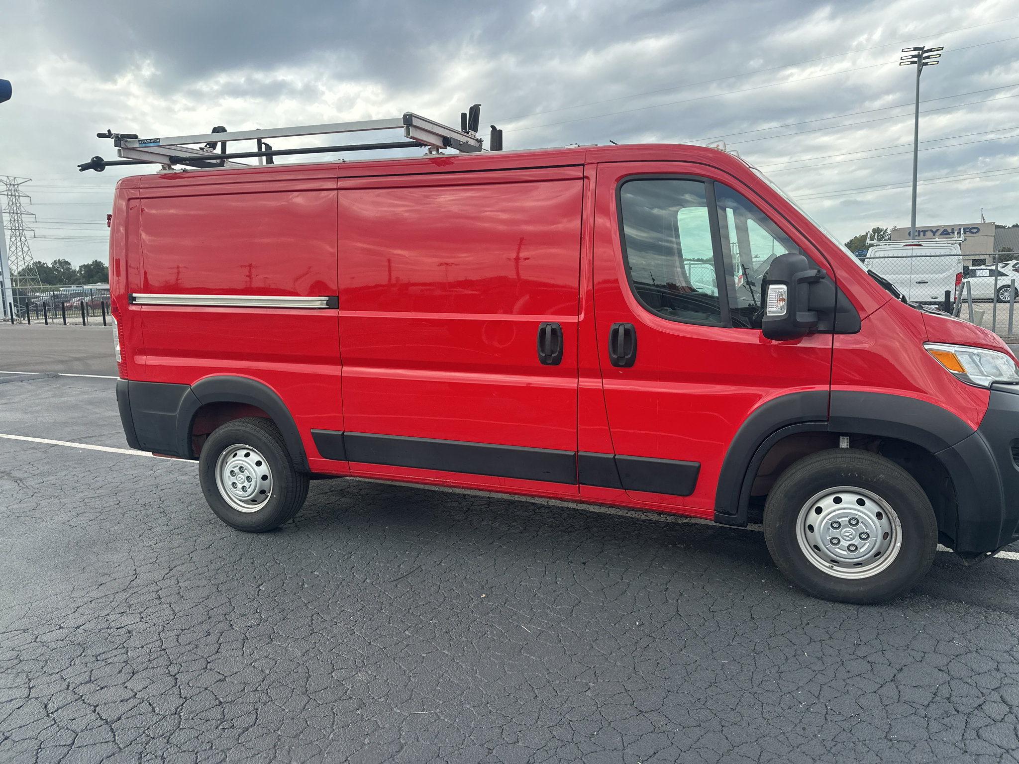 Used 2023 RAM ProMaster 1500 FWD image 4