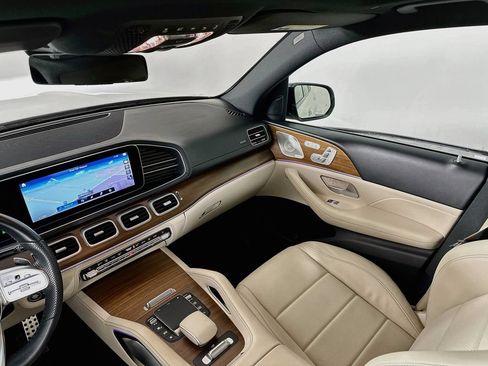 Used 2023 Mercedes-Benz GLS 450 4MATIC image 24