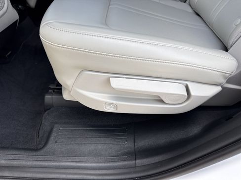 Used 2022 Kia Sorento SX FWD image 14