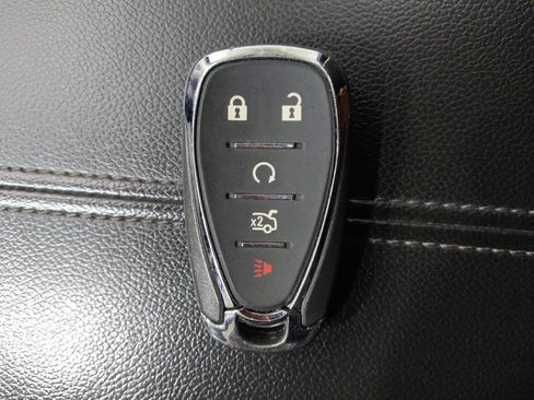 Used 2024 Chevrolet Malibu LT image 32