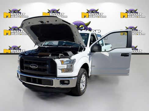 Used 2015 Ford F150 XL w/ Equipment Group 101A Mid image 3