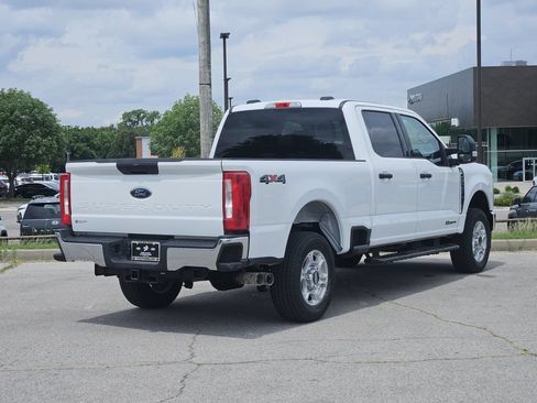 Used 2025 Ford F250 XLT AWD/4WD image 4