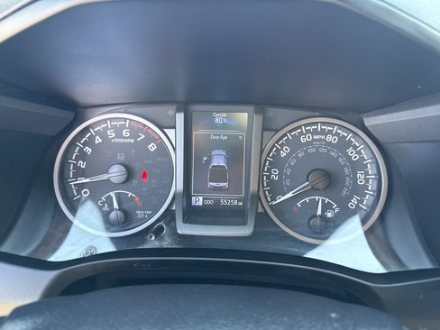 Used 2021 Toyota Tacoma TRD Pro AWD/4WD image 25