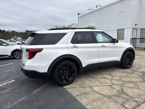 Used 2023 Ford Explorer ST-Line w/ Class IV Trailer Tow Package image 6