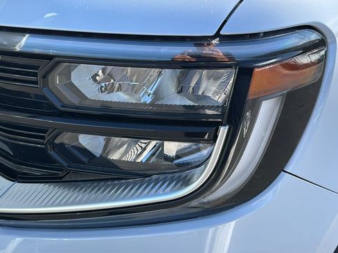 Certified 2025 Ford Expedition Max Platinum AWD/4WD image 6