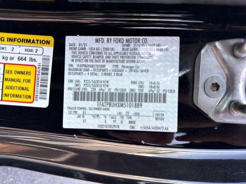 Used 2021 Ford Mustang Premium RWD image 21