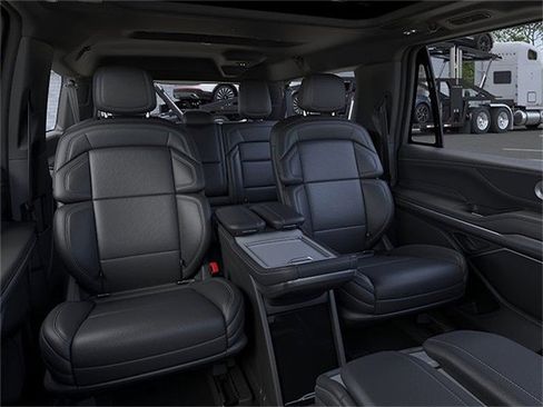 New 2025 Lincoln Navigator L Reserve w/ Jet Appearance Package image 11