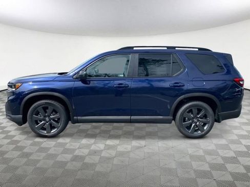 New 2025 Honda Pilot Sport image 6