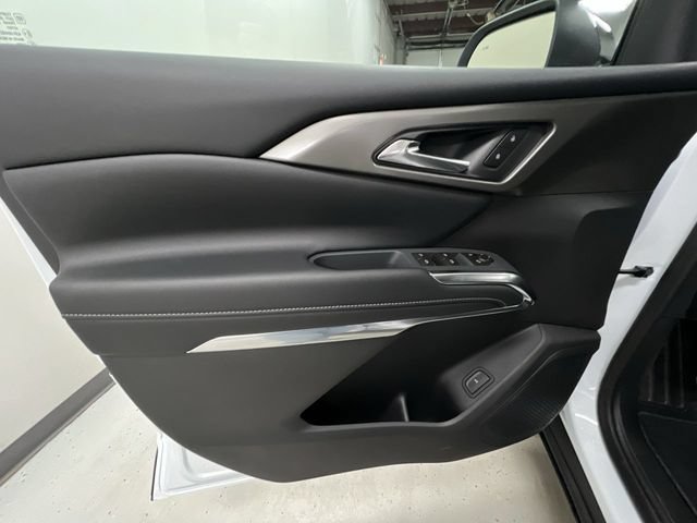 New 2027 Chevrolet Traverse LT w/ Midnight/Sport Edition AWD/4WD image 23