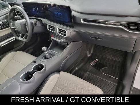 Used 2025 Ford Mustang GT Premium RWD image 18