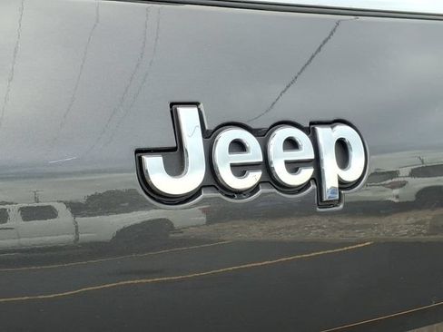 Used 2021 Jeep Grand Cherokee L Limited AWD/4WD image 30