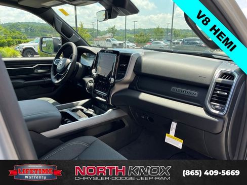 New 2026 RAM 1500 Big Horn AWD/4WD image 28