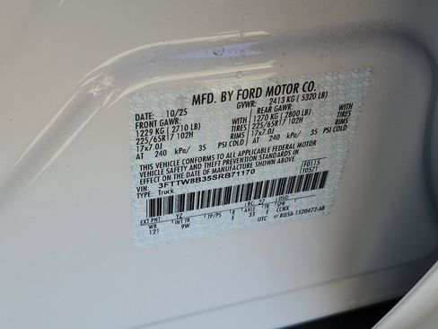 New 2025 Ford Maverick XL w/ Equipment Group 101A image 16