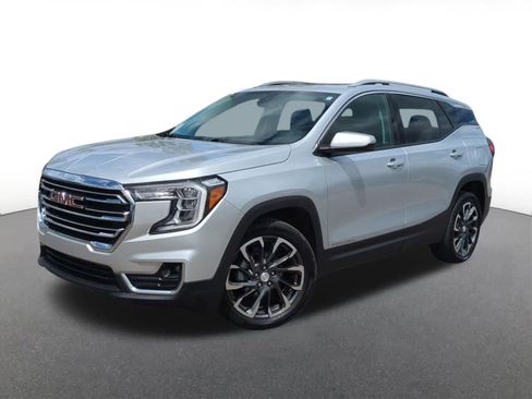 Used 2022 GMC Terrain SLT w/ Infotainment Package II AWD/4WD image 1