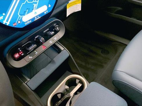 Used 2025 MINI Cooper Countryman S w/ Comfort Package Max image 6