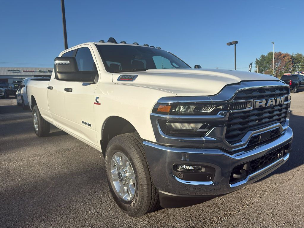 New 2026 RAM 3500 Big Horn AWD/4WD image 3