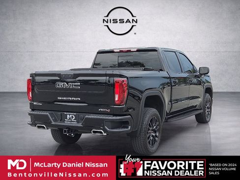 Used 2025 GMC Sierra 1500 AT4 w/ AT4 Premium Package AWD/4WD image 5