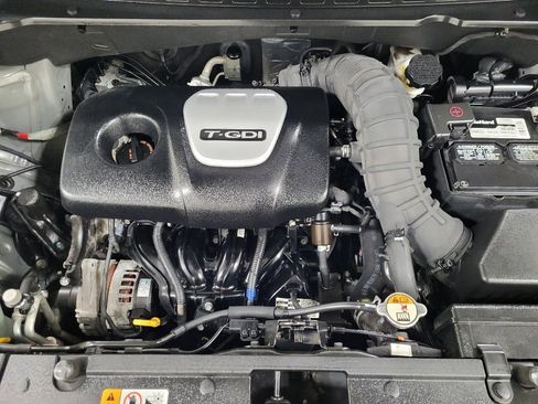 Used 2019 Kia Soul ! FWD image 30